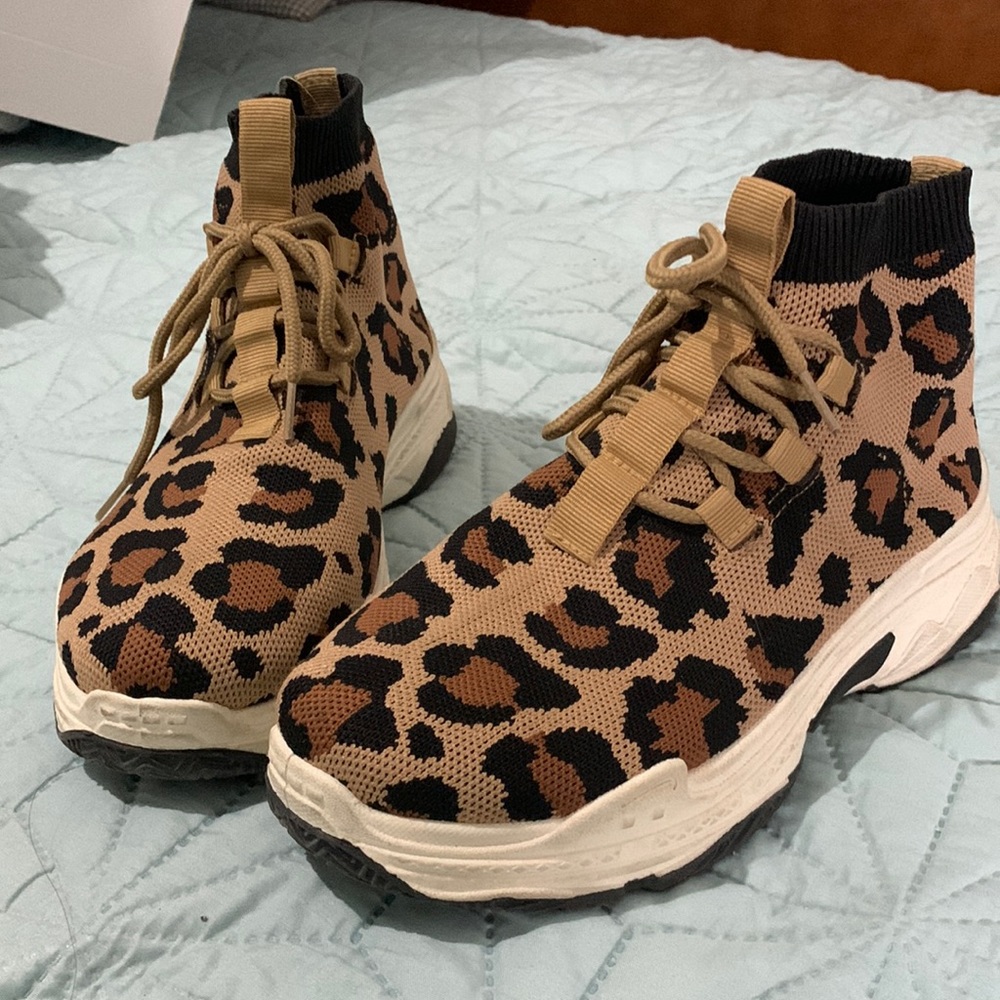 FASHION print sneakers , very confortable